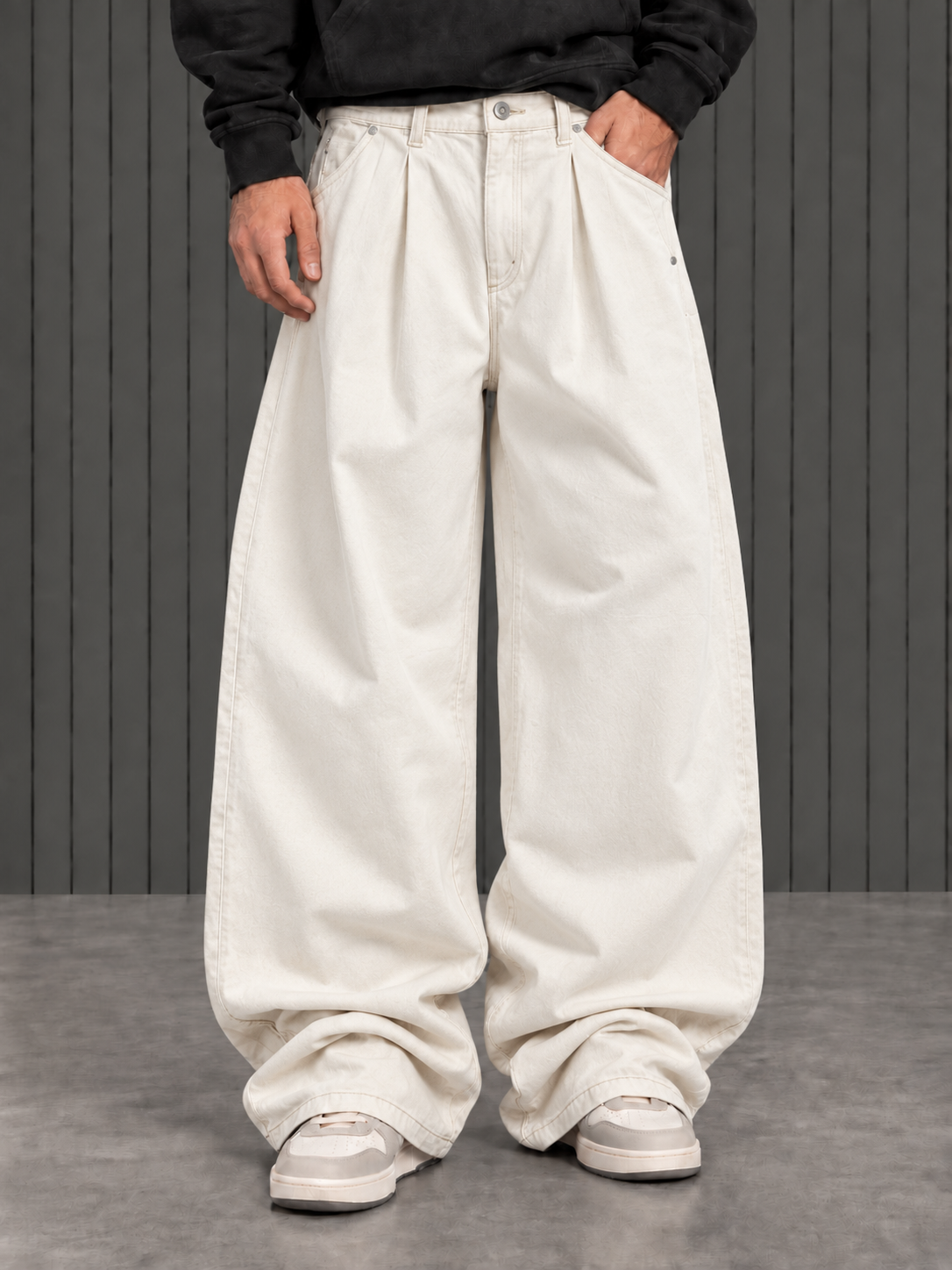شلوار بالنیBERSHKA